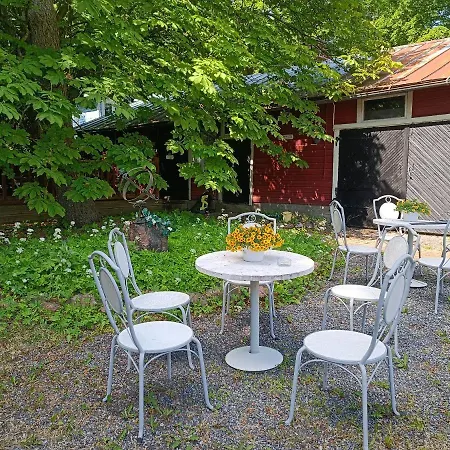 Rebecca Πανσιόν Naantali